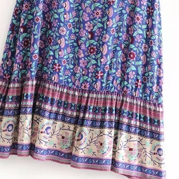 LAST ONE🎉Boho Chic Floral - Picture 2 of 16